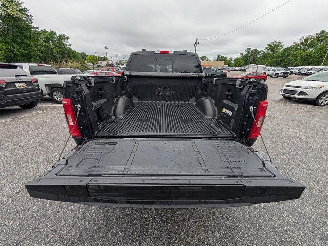 Photo of 2022 Agate Black Metallic Ford F-150