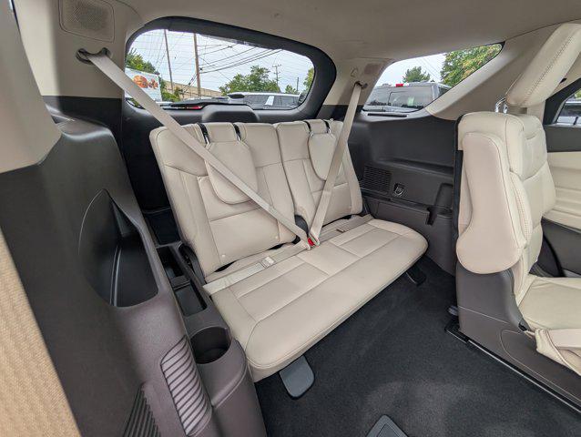 Photo of 2022 Agate Black Metallic Ford Explorer