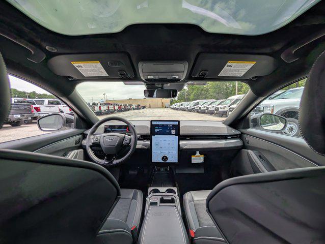 Photo of 2025 Star White Metallic Tri-Coat Ford Mustang Mach-E