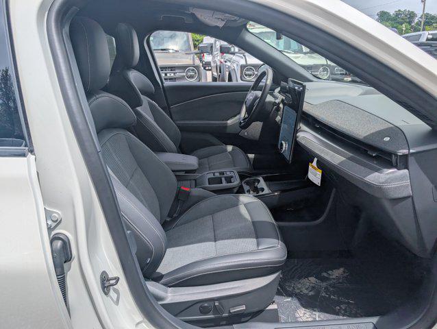 Photo of 2025 Star White Metallic Tri-Coat Ford Mustang Mach-E