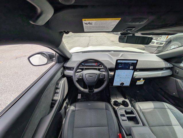 Photo of 2025 Star White Metallic Tri-Coat Ford Mustang Mach-E