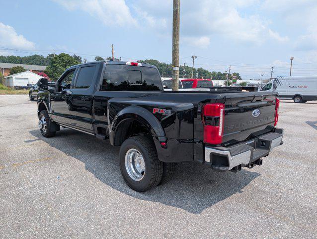 Photo of 2025 Agate Black Metallic Ford F-350