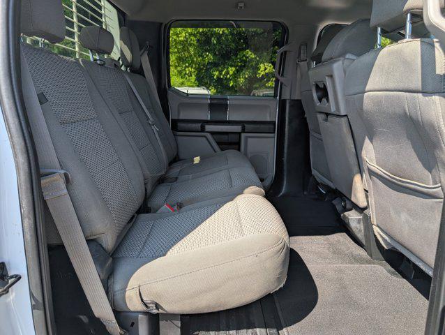 Photo of 2019 Oxford White Ford F-250