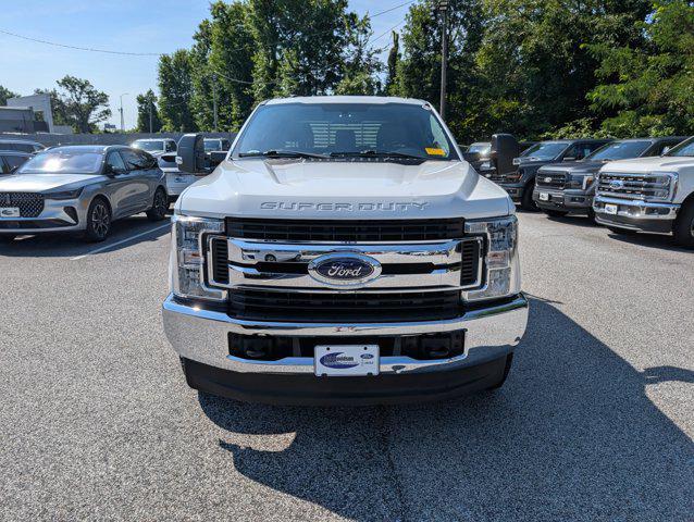 Photo of 2019 Oxford White Ford F-250