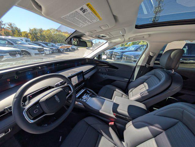 Photo of 2026 Gray Matter Metallic Clearcoat Lincoln Nautilus