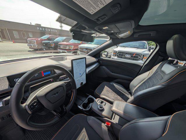 Photo of 2022 Star White Metallic Tri-Coat Ford Mustang Mach-E