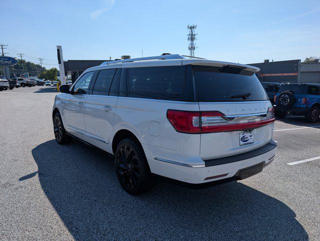 Photo of 2021 Pristine White Lincoln Navigator
