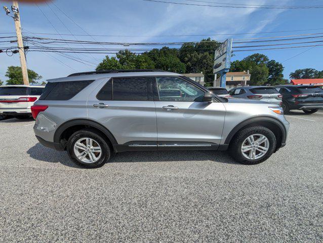 Photo of 2022 Iconic Silver Metallic Ford Explorer