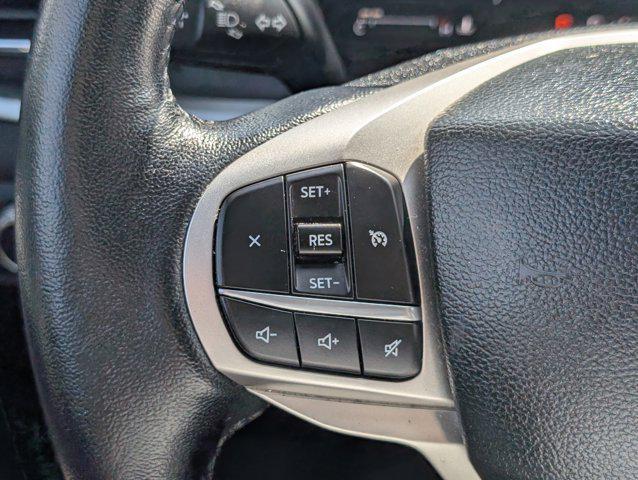 Photo of 2022 Iconic Silver Metallic Ford Explorer