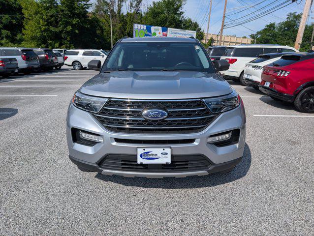 Photo of 2022 Iconic Silver Metallic Ford Explorer