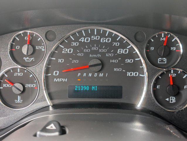 Photo of 2023 Summit White GMC Savana 2500