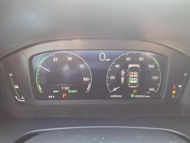 Photo of 2026 Platinum White Pearl Honda CR-V Hybrid