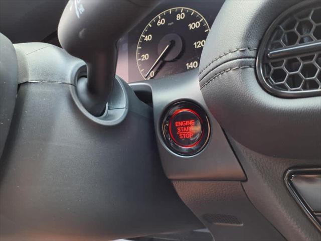 Photo of 2026 Platinum White Pearl Honda HR-V