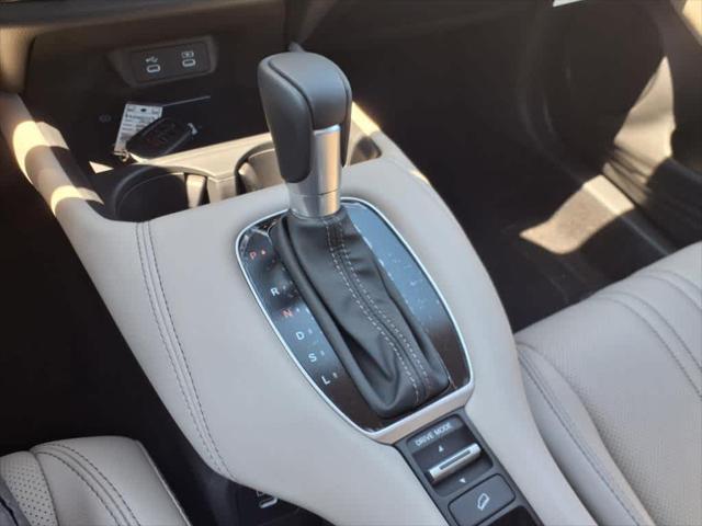 Photo of 2026 Solar Silver Metallic Honda HR-V