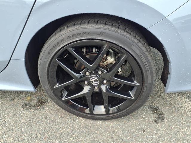 Photo of 2024 Sonic Gray Pearl Honda Civic