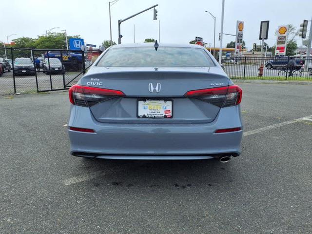 Photo of 2024 Sonic Gray Pearl Honda Civic