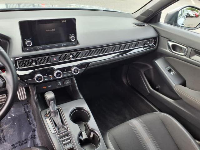 Photo of 2024 Sonic Gray Pearl Honda Civic