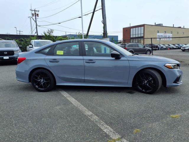 Photo of 2024 Sonic Gray Pearl Honda Civic