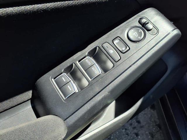 Photo of 2022 Meteorite Gray Metallic Honda Civic