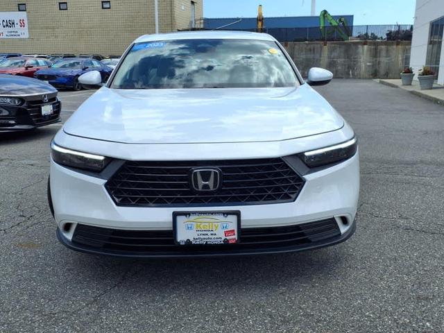 Photo of 2023 Platinum White Pearl Honda Accord