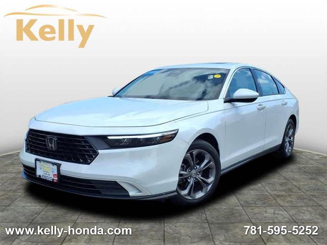 Photo of 2023 Platinum White Pearl Honda Accord