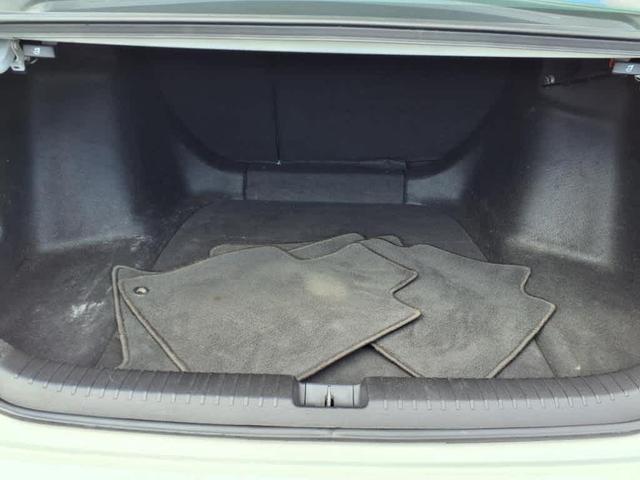 Photo of 2023 Platinum White Pearl Honda Accord