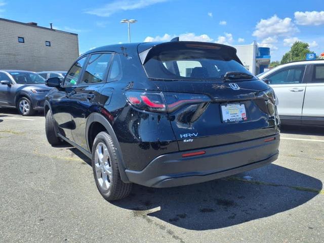 Photo of 2023 Crystal Black Pearl Honda HR-V