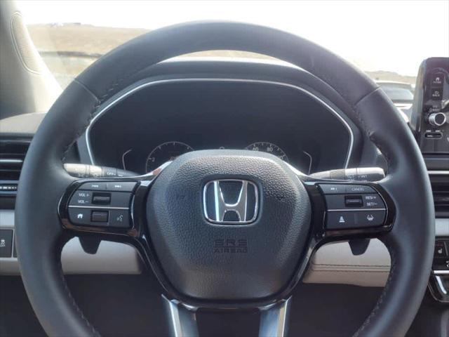 Photo of 2025 Obsidian Blue Pearl Honda Pilot