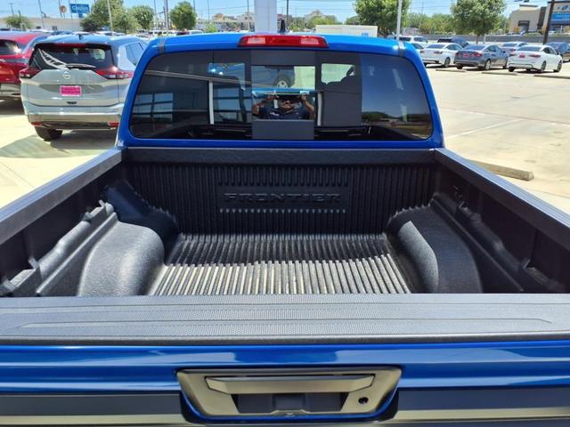 Photo of 2025 Bluestone Pearl Nissan Frontier