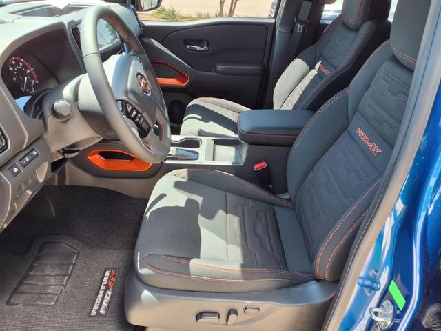 Photo of 2025 Bluestone Pearl Nissan Frontier