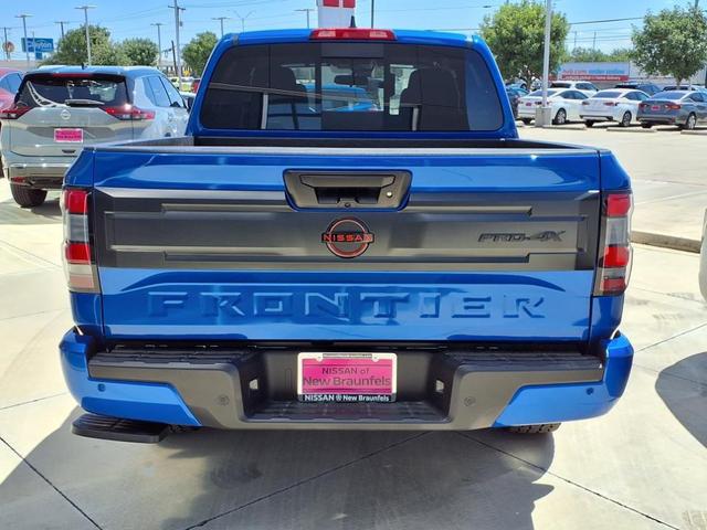 Photo of 2025 Bluestone Pearl Nissan Frontier