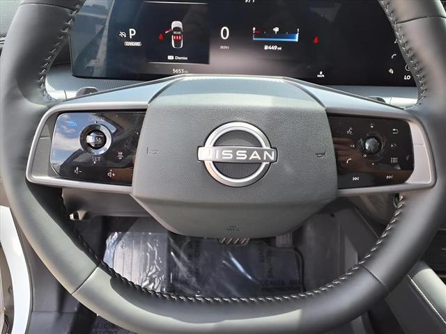 Photo of 2025 Everest White Pearl Tricoat Nissan Murano