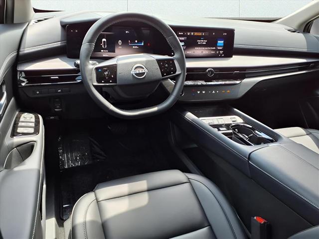 Photo of 2025 Everest White Pearl Tricoat Nissan Murano