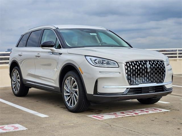 Photo of 2024 CERAMIC PEARL MET 3C Lincoln Corsair