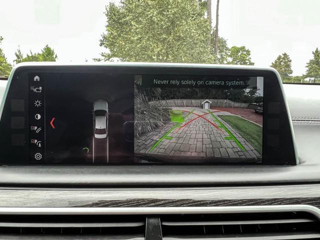 Photo of 2018 Jet Black BMW 750