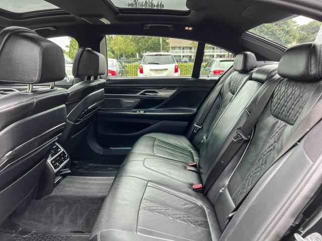 Photo of 2018 Jet Black BMW 750