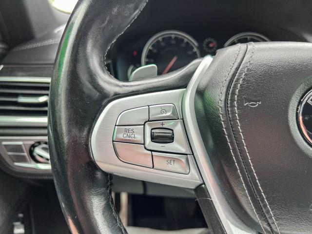 Photo of 2018 Jet Black BMW 750