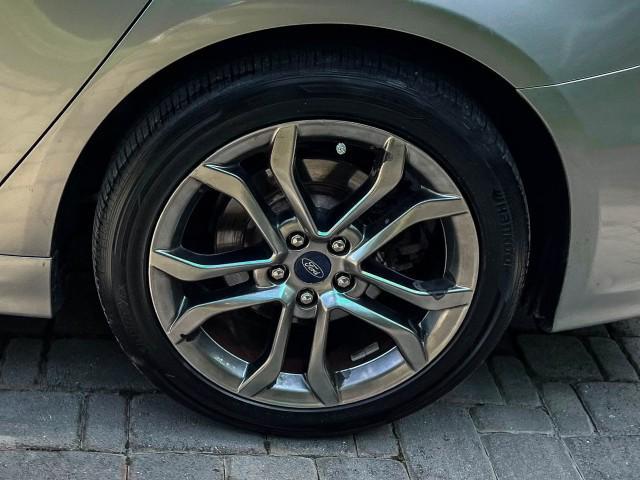 Photo of 2020 Iconic Silver Metallic Ford Fusion