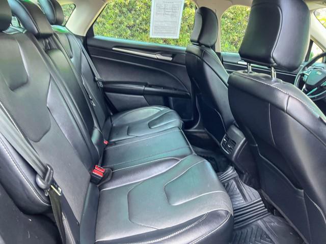 Photo of 2020 Iconic Silver Metallic Ford Fusion