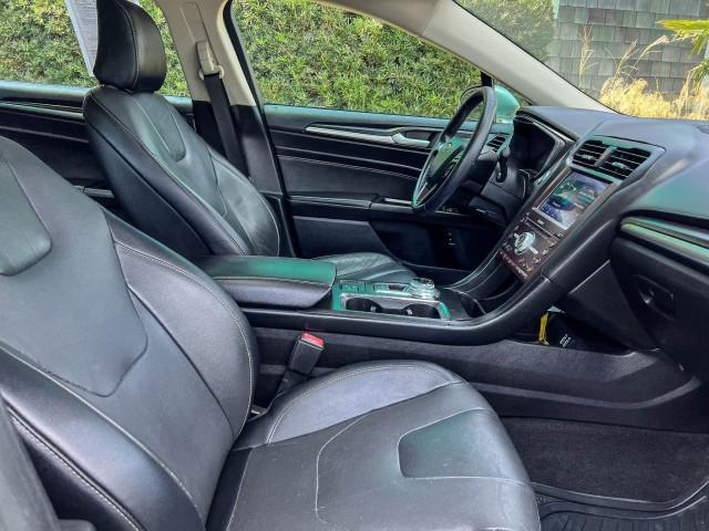 Photo of 2020 Iconic Silver Metallic Ford Fusion