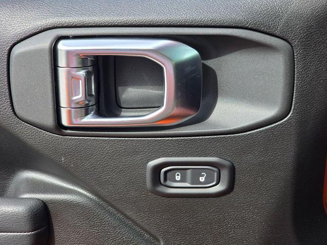 Photo of 2025 Joose Jeep Wrangler