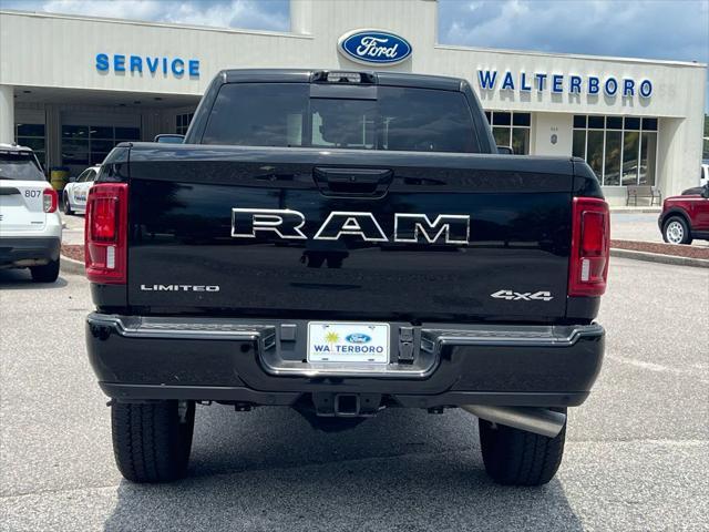 Photo of 2025 Diamond Black Crystal Pearlcoat RAM 2500