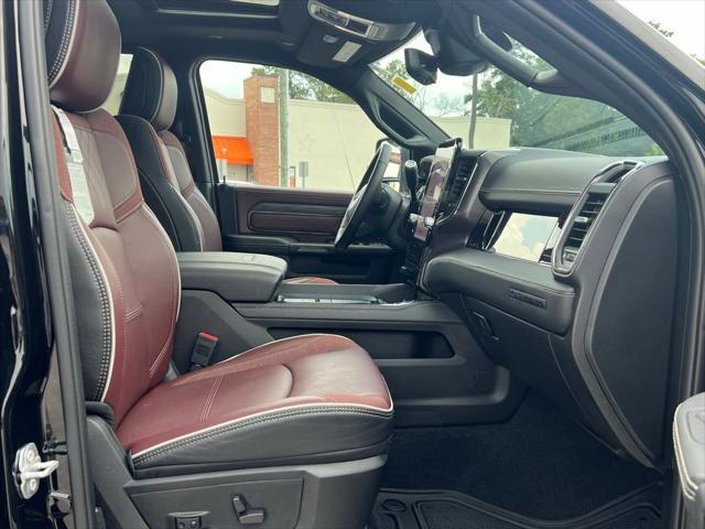 Photo of 2025 Diamond Black Crystal Pearlcoat RAM 2500