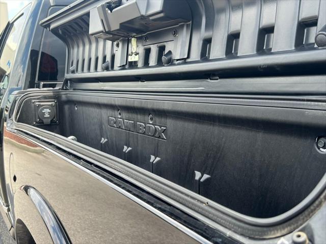 Photo of 2025 Diamond Black Crystal Pearlcoat RAM 2500
