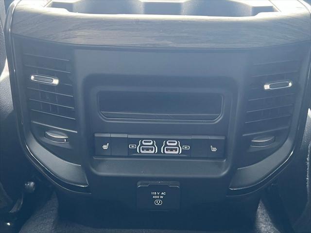 Photo of 2025 Diamond Black Crystal Pearlcoat RAM 2500