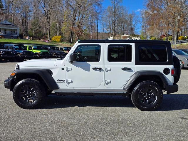 Photo of 2025 Bright White Clearcoat Jeep Wrangler