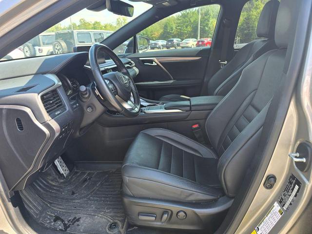 Photo of 2022 Atomic Silver Lexus RX 350