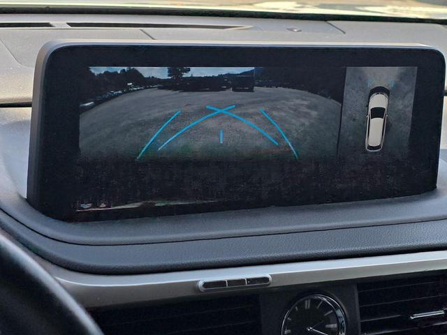 Photo of 2022 Atomic Silver Lexus RX 350