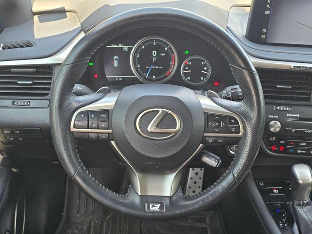 Photo of 2022 Atomic Silver Lexus RX 350