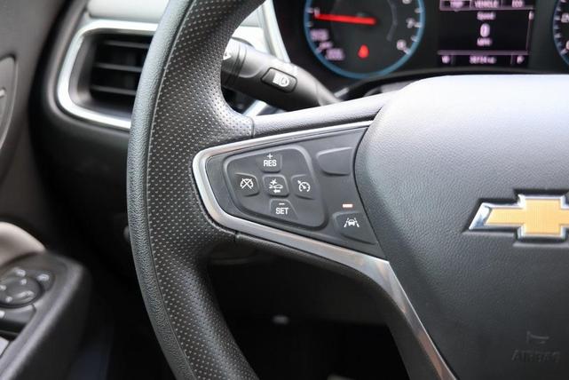 Photo of 2022 Blue Glow Metallic Chevrolet Equinox
